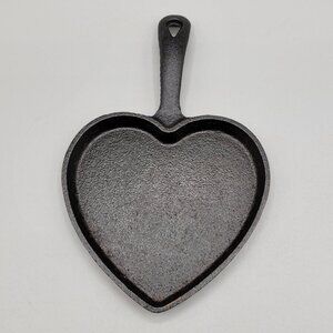 Heart Shaped Cast Iron Mini Skillet Pan 8" Cooking Baking or Decorative